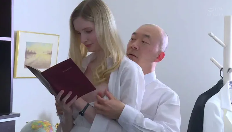 Người vợ chấp nhận làm ghệ cho đối tác của gã chồng để trả nợ