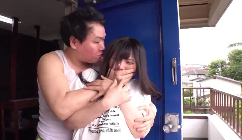 Tình đầu của tôi đã bị gã gần nhà trả bài tơi tả